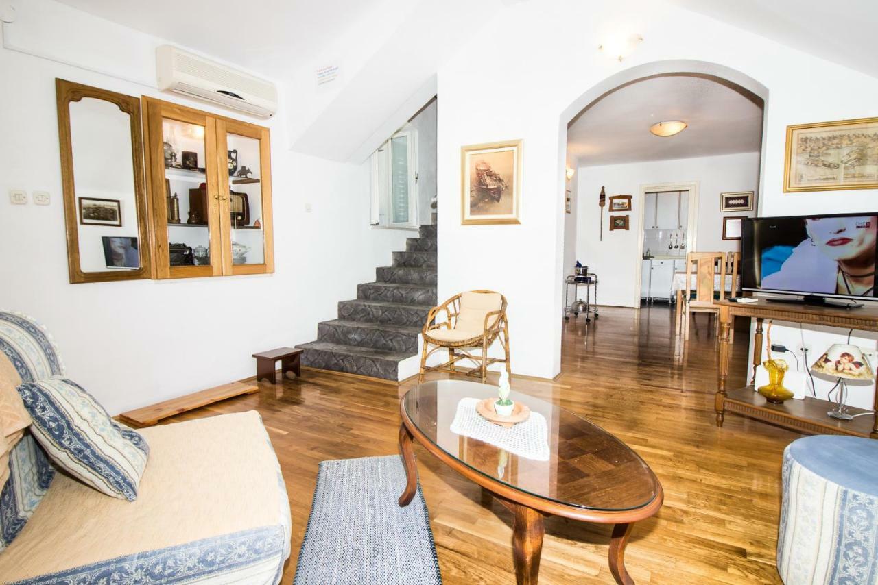 Apartments Kuca Mala Split Zewnętrze zdjęcie