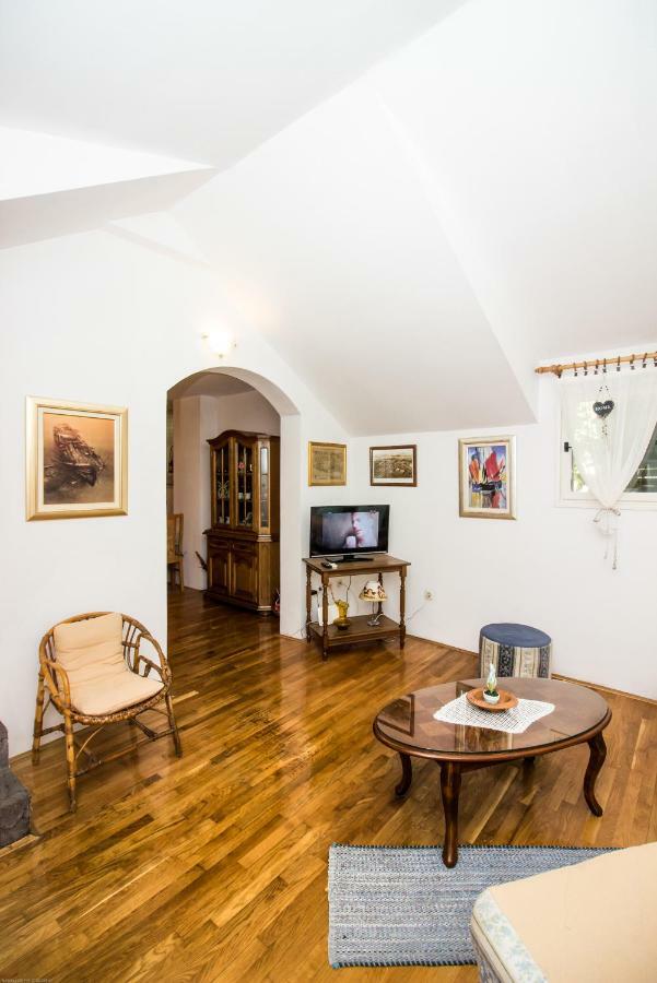Apartments Kuca Mala Split Zewnętrze zdjęcie